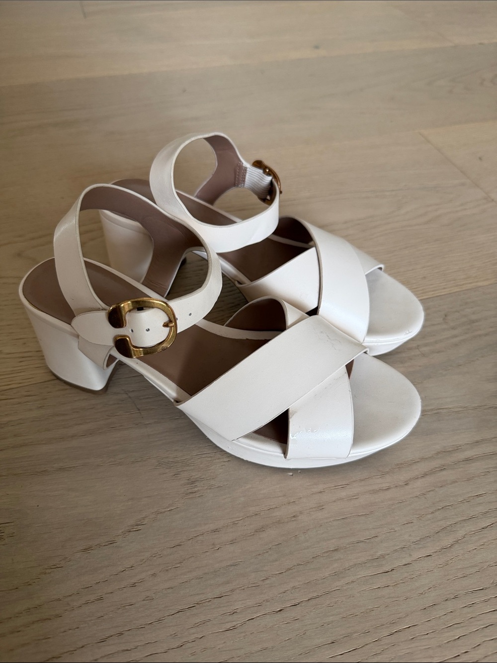 Aerosoler Women's cream Block Heel Sandals with Gold Buckle